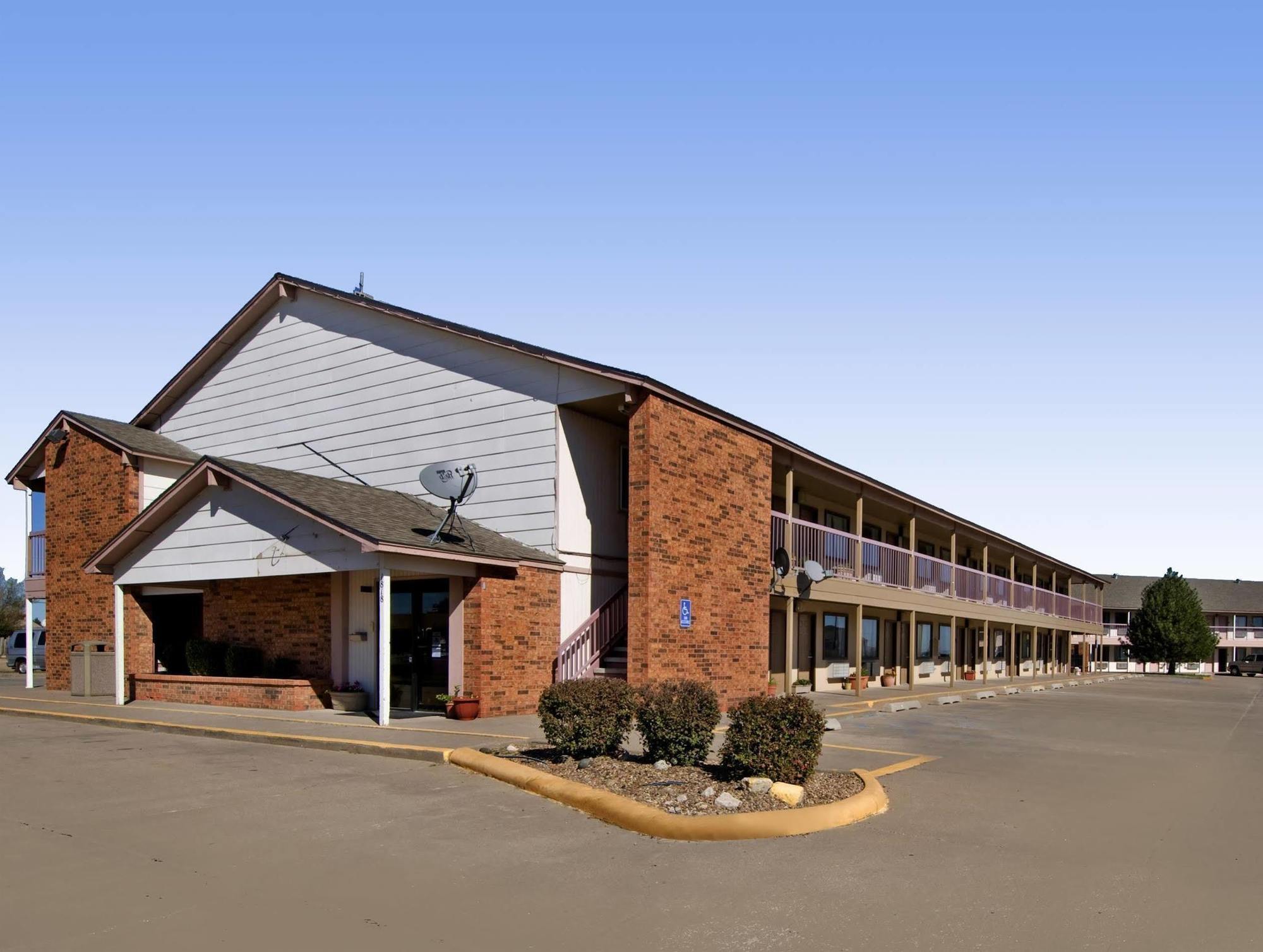 Americas Best Value Inn - Garden City Exterior foto
