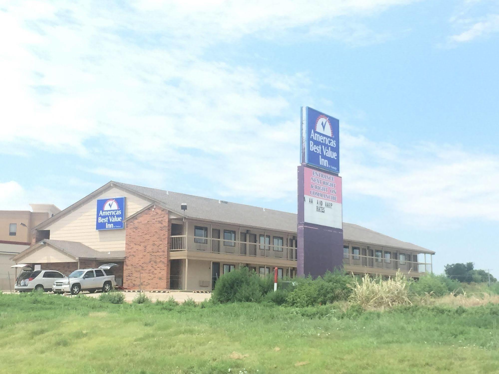Americas Best Value Inn - Garden City Exterior foto