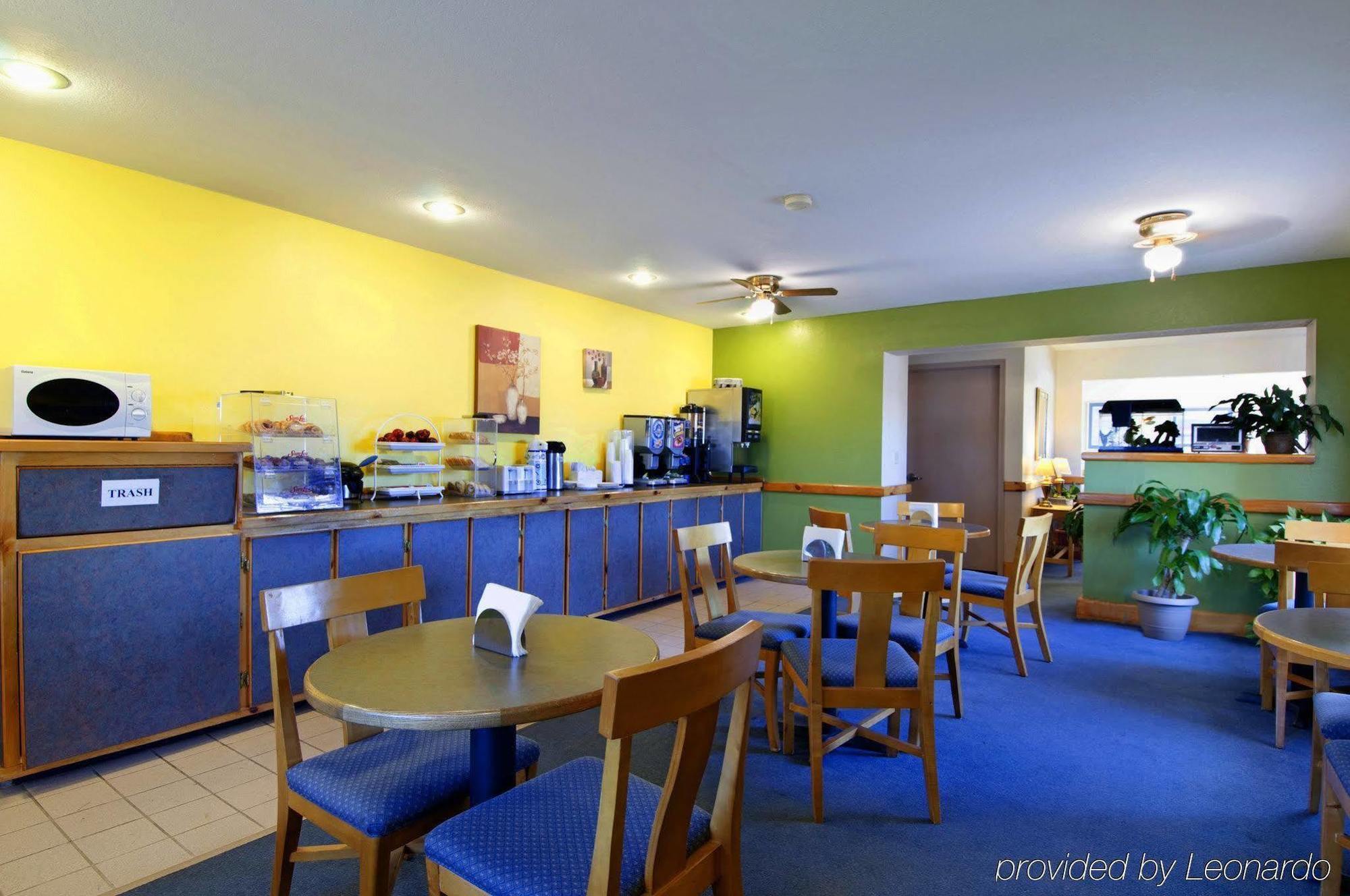 Americas Best Value Inn - Garden City Restaurante foto