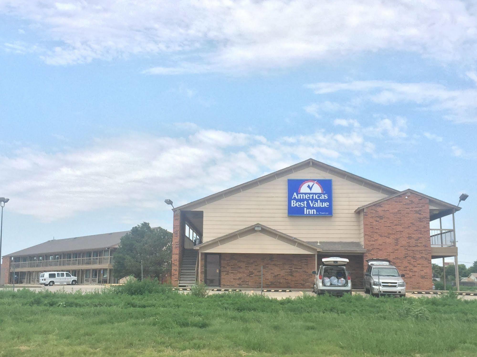 Americas Best Value Inn - Garden City Exterior foto